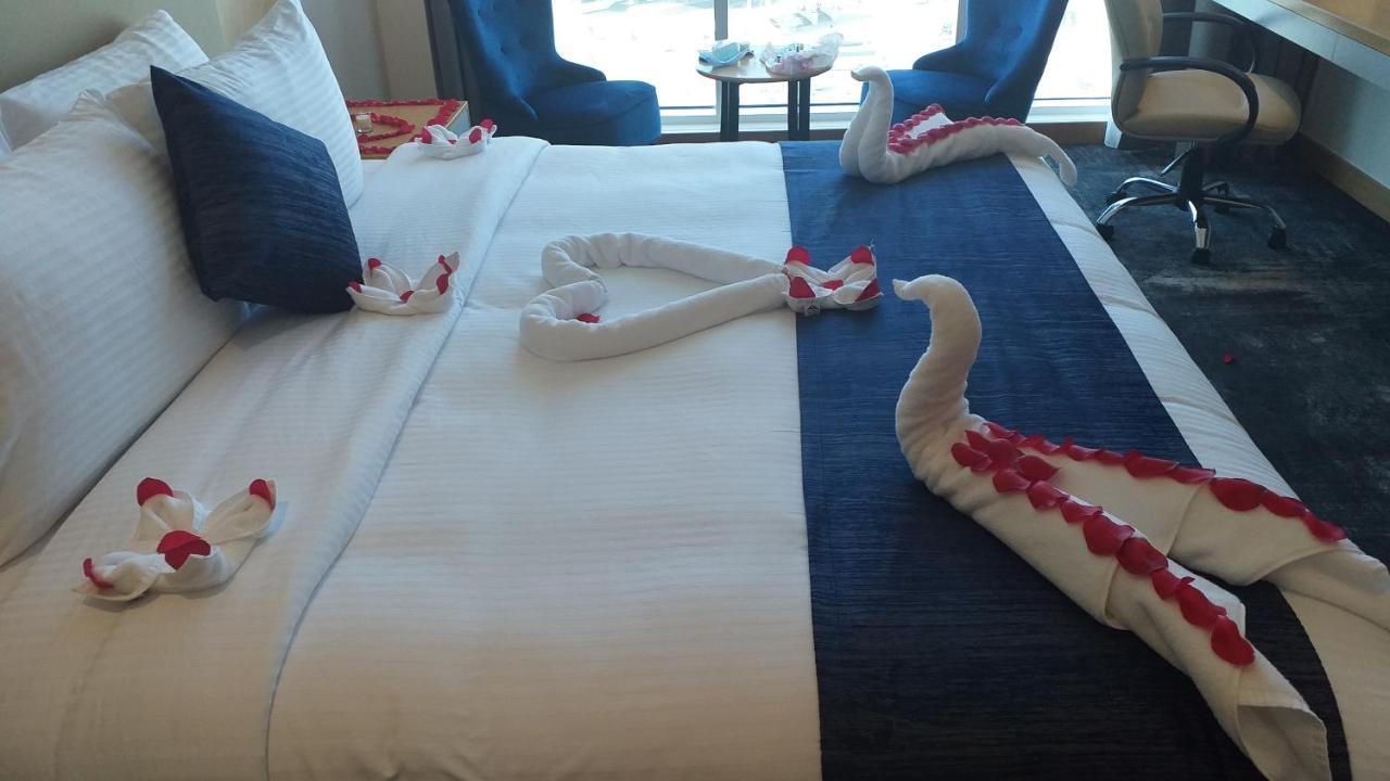 Al Hayat Hotel Sharjah Bagian luar foto