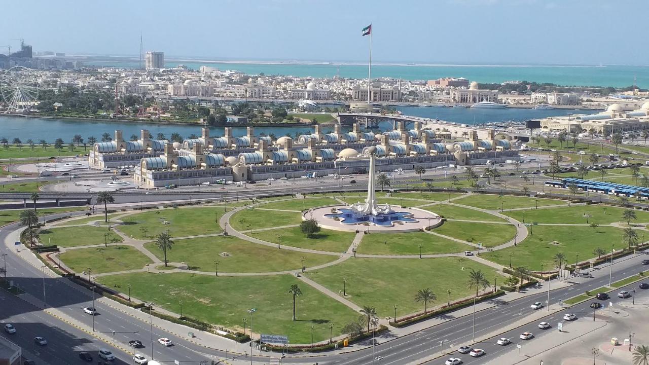 Al Hayat Hotel Sharjah Bagian luar foto